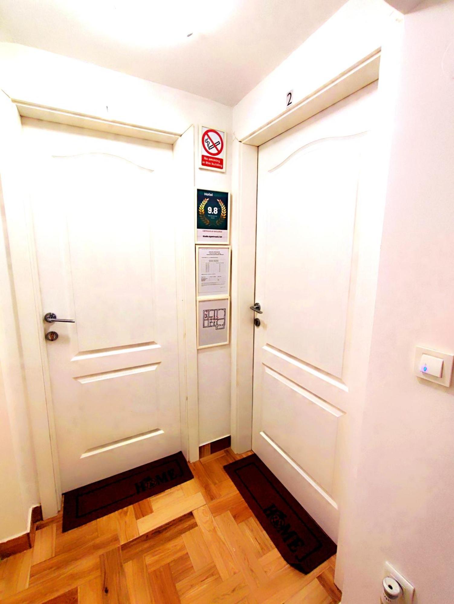 Studio Apartmani L'Art Zagreb Luaran gambar