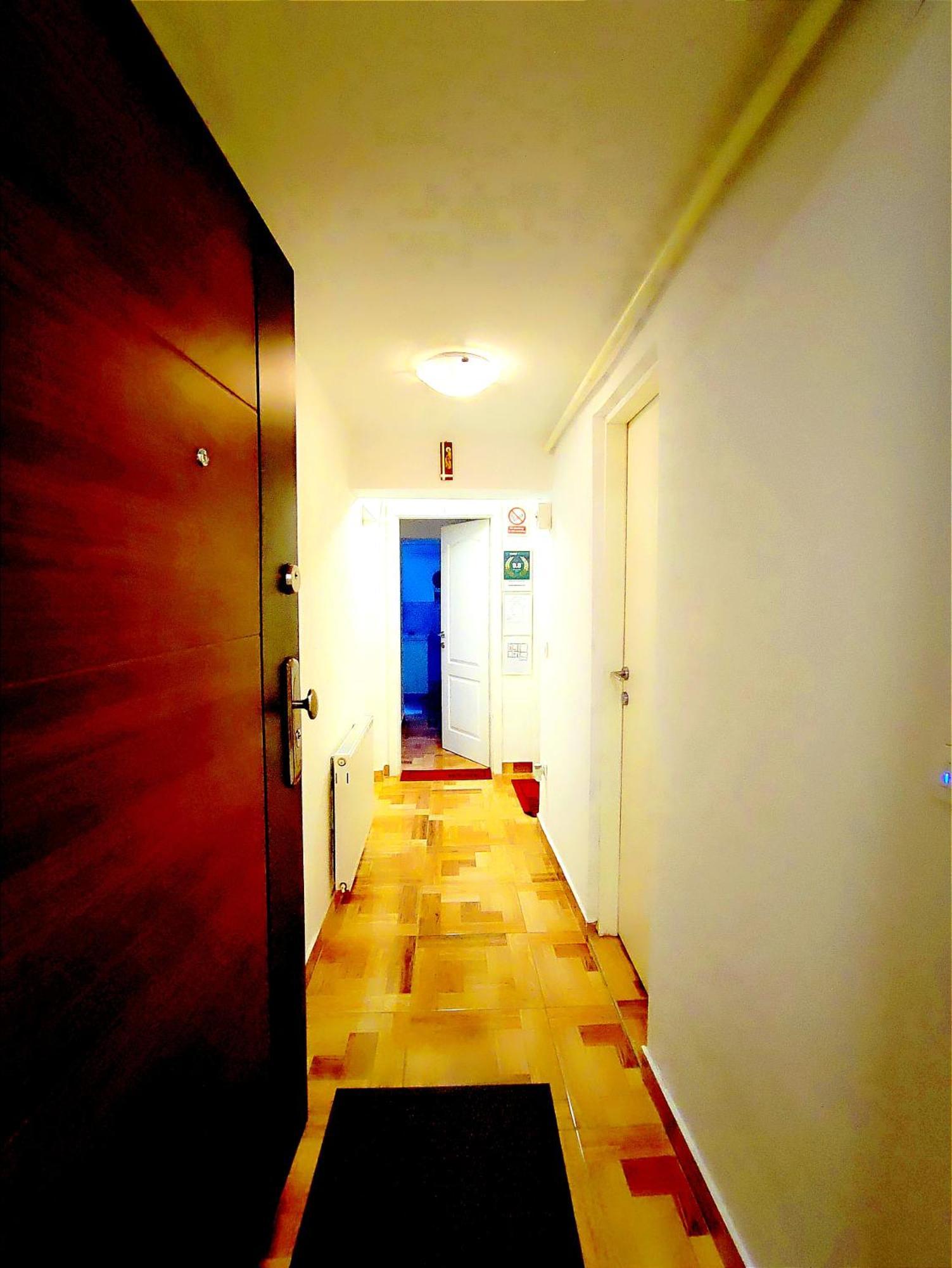 Studio Apartmani L'Art Zagreb Luaran gambar